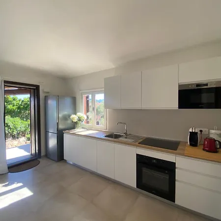 Ferienhaus Tavolara Relax Con Giardino Vicino Al Mare Monte Petrosu